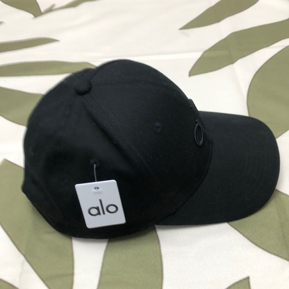 NWT ALO Yoga Black Off-Duty Baseball Cap - Picture 3 of 5